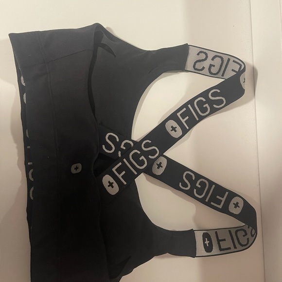 Figs 360 performance sports bra - Picture 5 of 5